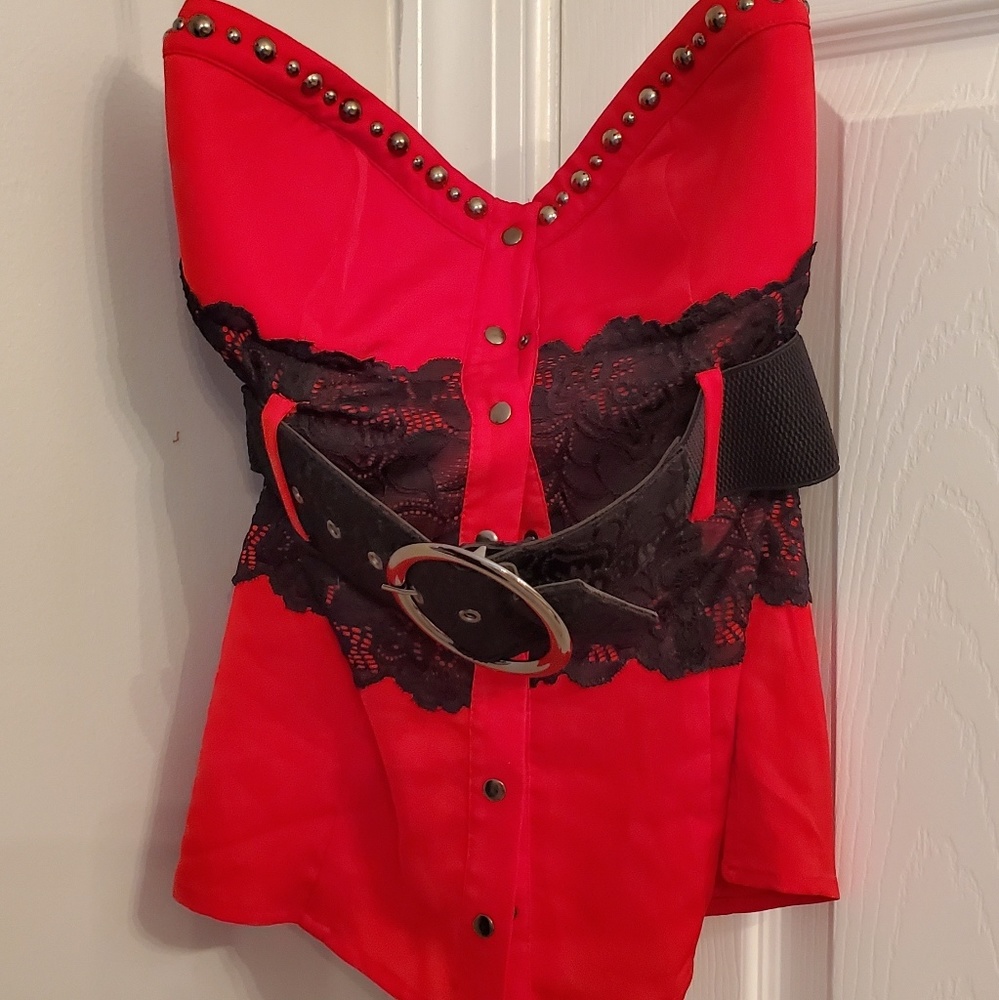 Top - Picture 2 of 2